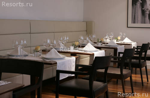 Atrium Hotel 21